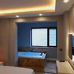 Arya Deluxe Aparthotel *