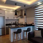Aparthotel Arya Deluxe *