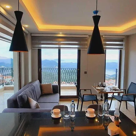 Arya Deluxe Apart Otel *