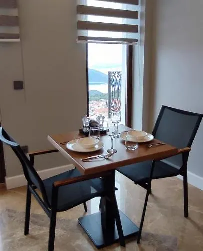 Arya Deluxe Aparthotel